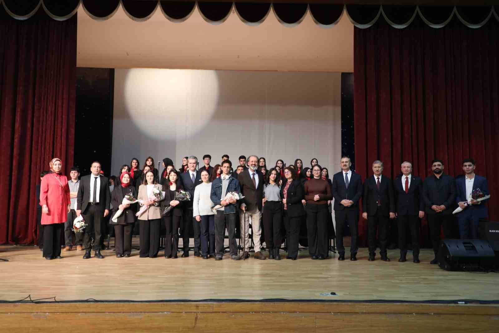 Ağrı’da Sanat Dolu Bir Gün: “Kim Var?” Etkinliği Gerçekleşti