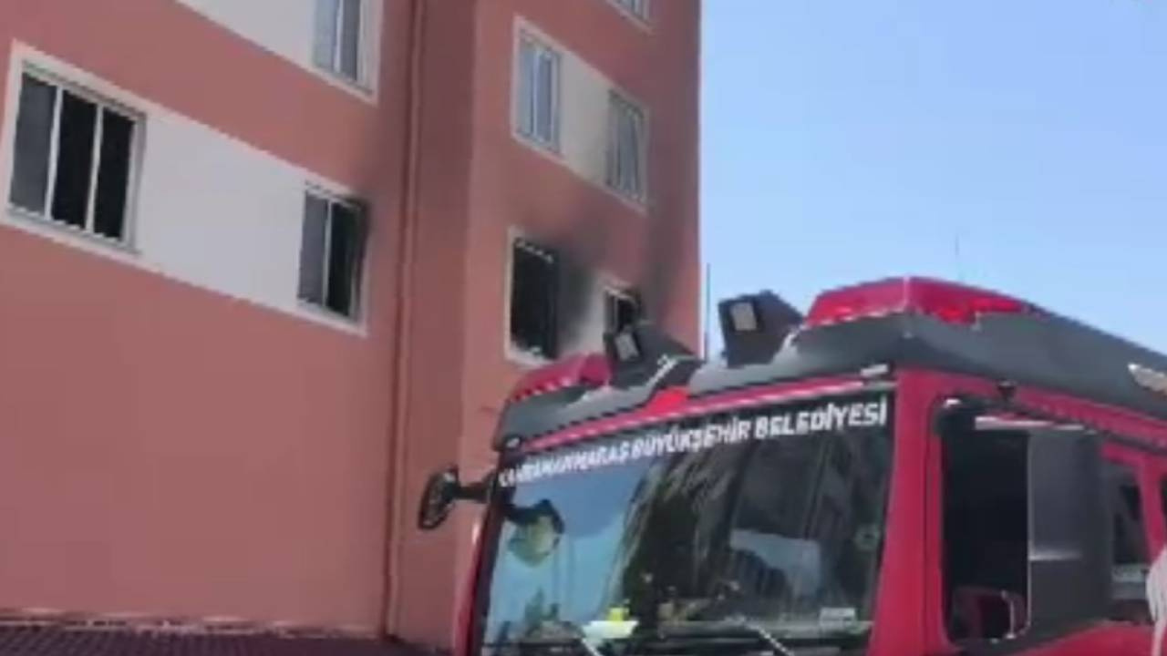 Kahramanmaraş’ta apartman yangınında iki kişi vefat etti