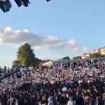 Bilgi universitesinde kayyum rektoru sirtlarini donerek protesto ettiler LtO8KMPb