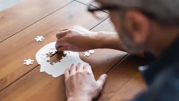 Uluslararası araştırmadan Alzheimer itirafı: Sorun sadece unutkanlık değil! Haber gorseli