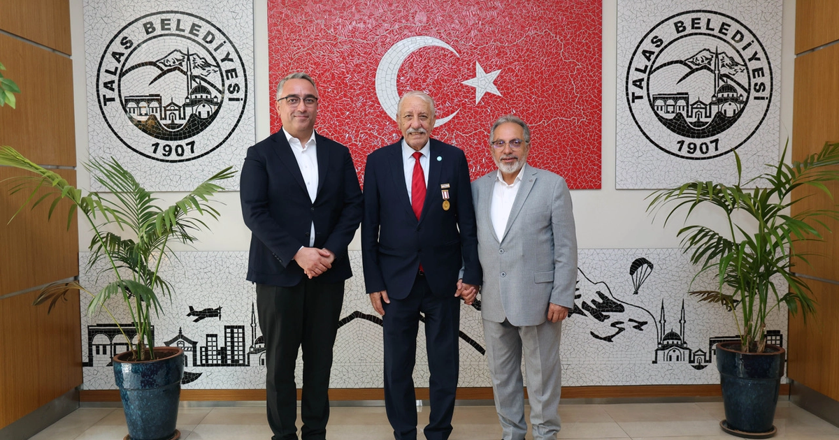 KKTC Öksüzoğlu’ndan Başkan Yalçın’a ziyaret Haber gorseli