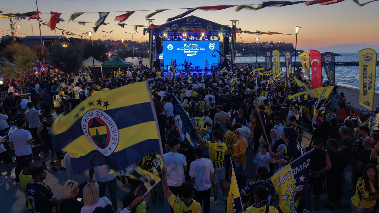 Karaburun Sahili sarı-lacivert: Arnavutköy’de iki büyük coşku bir arada yaşandı Karaburun sahili sari lacivert arnavutkoyde iki buyuk cosku bir arada yasandi Nv8NeMwl
